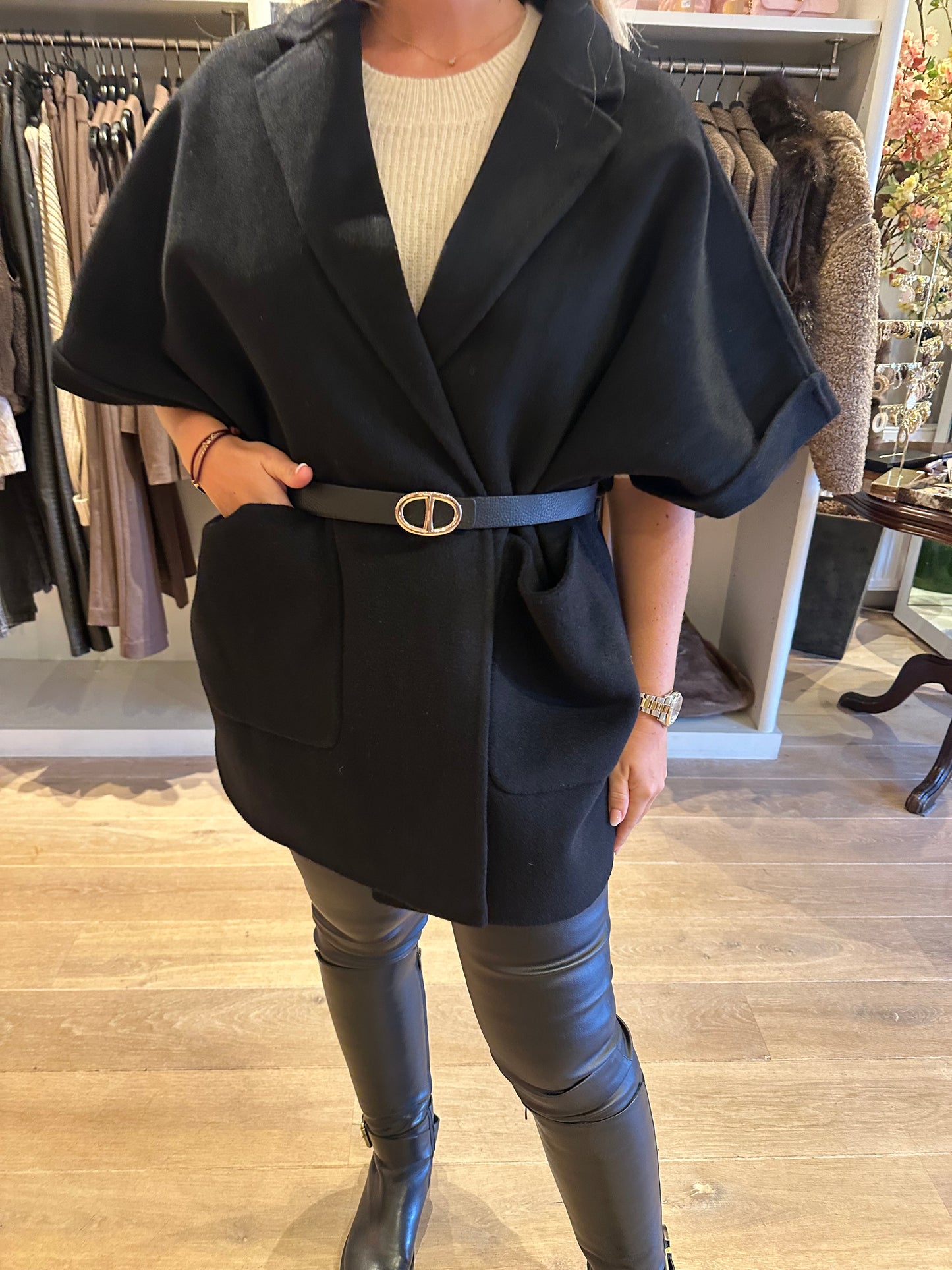 MÈRE BY BOUTIQUE 33