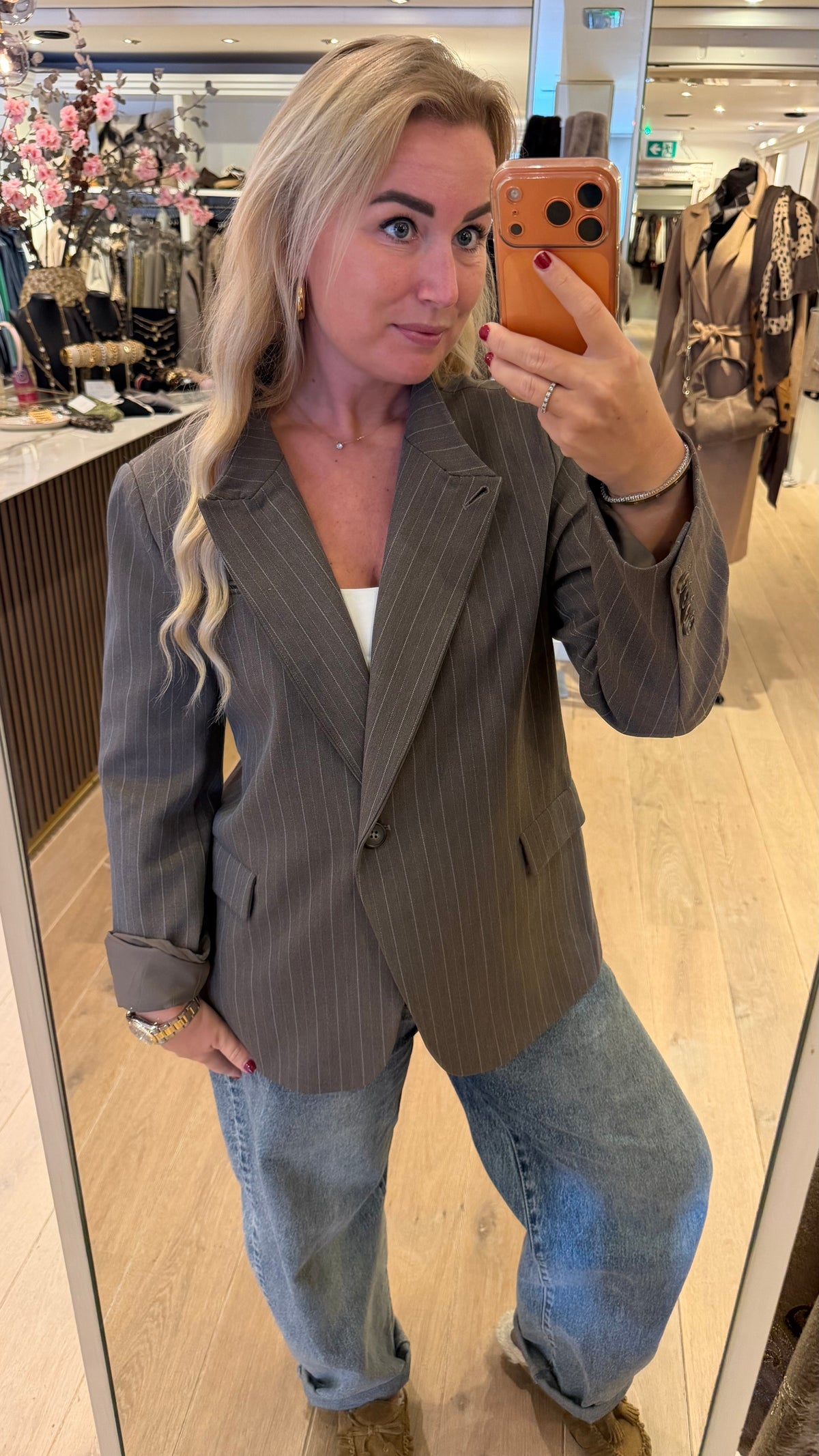 Neo noir nerine pinstripe blazer