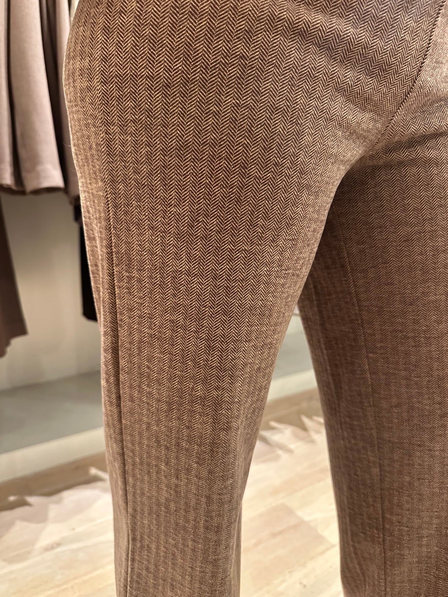 Pantalon soya concept