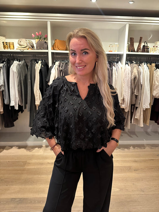 Aaiko delany flower blouse