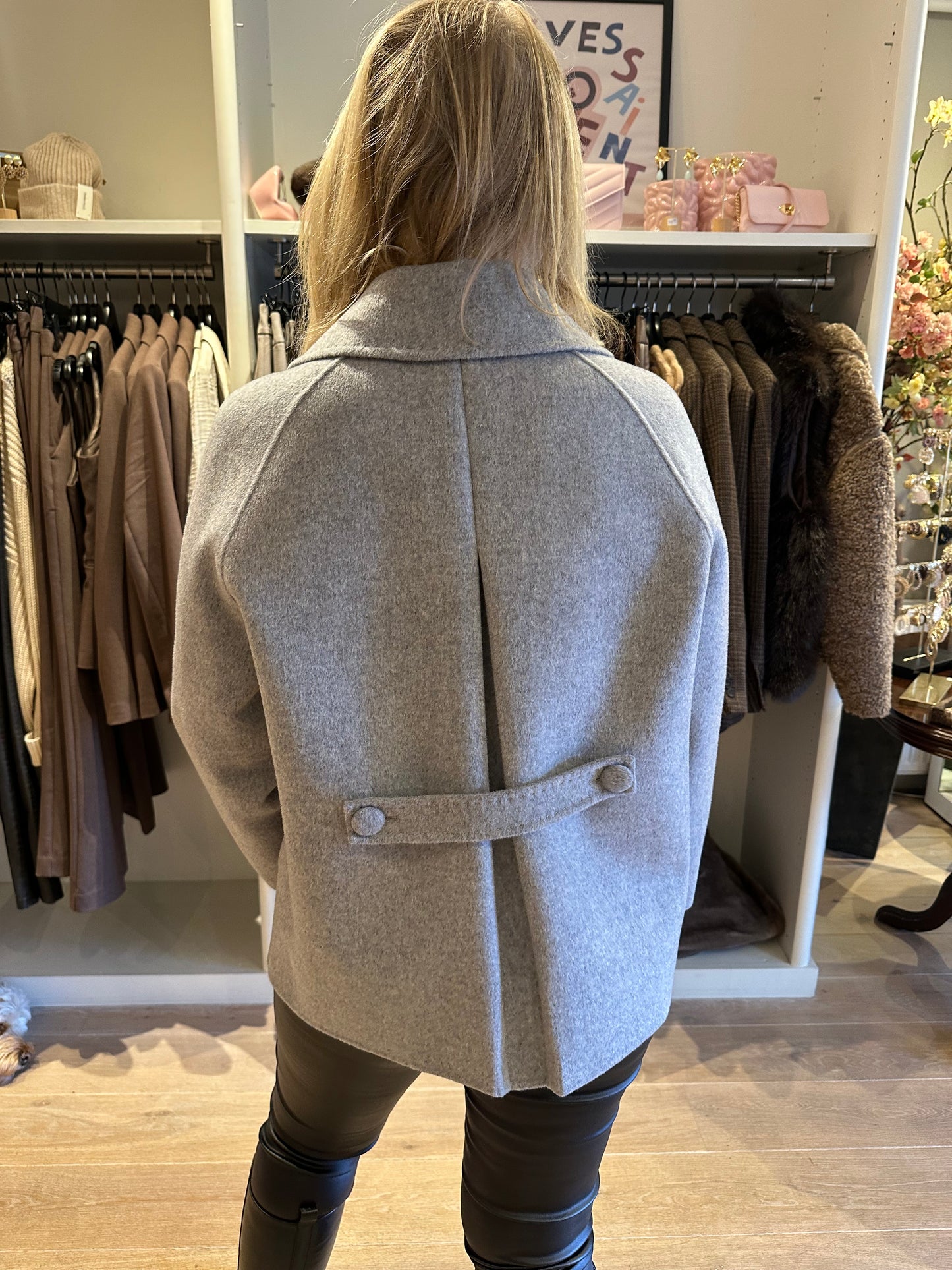 MÈRE BY BOUTIQUE 33