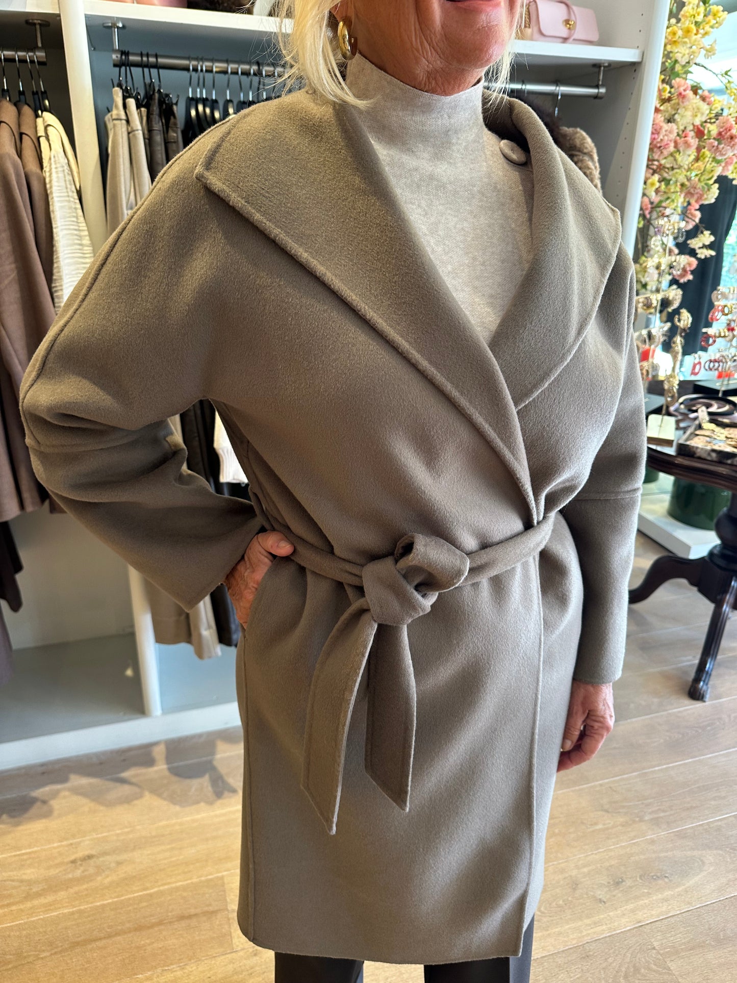 MÈRE BY BOUTIQUE 33