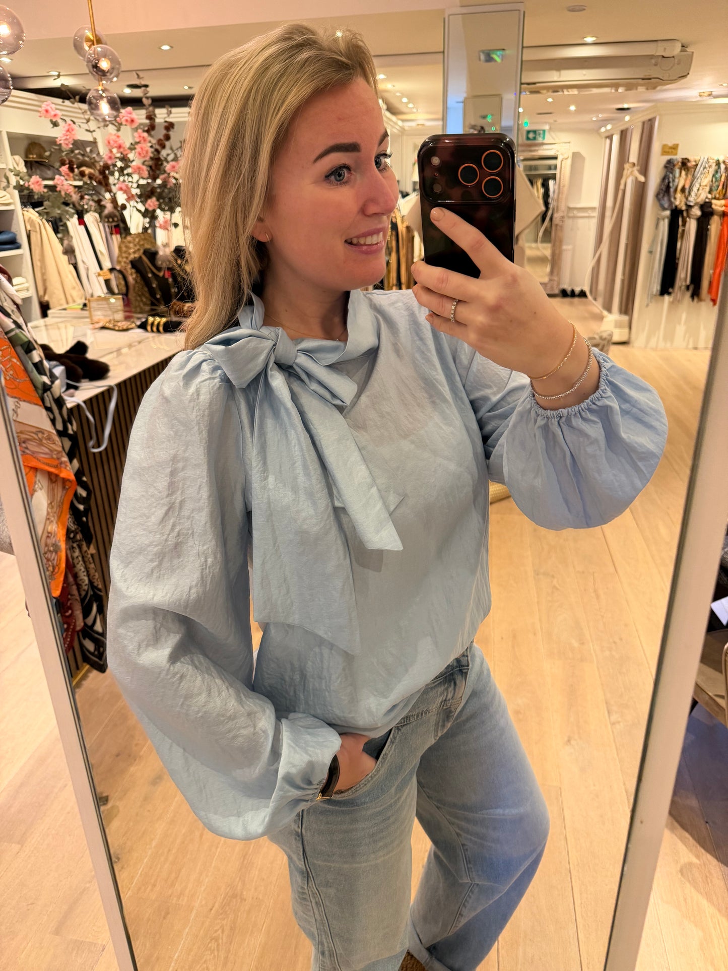 Neo noir blouse strik