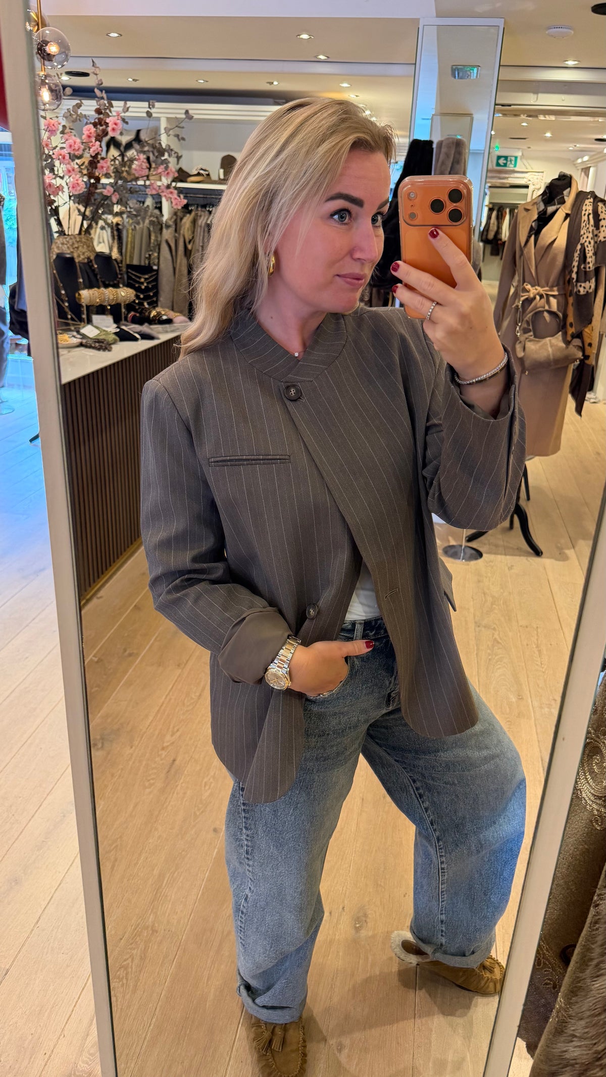 Neo noir nerine pinstripe blazer