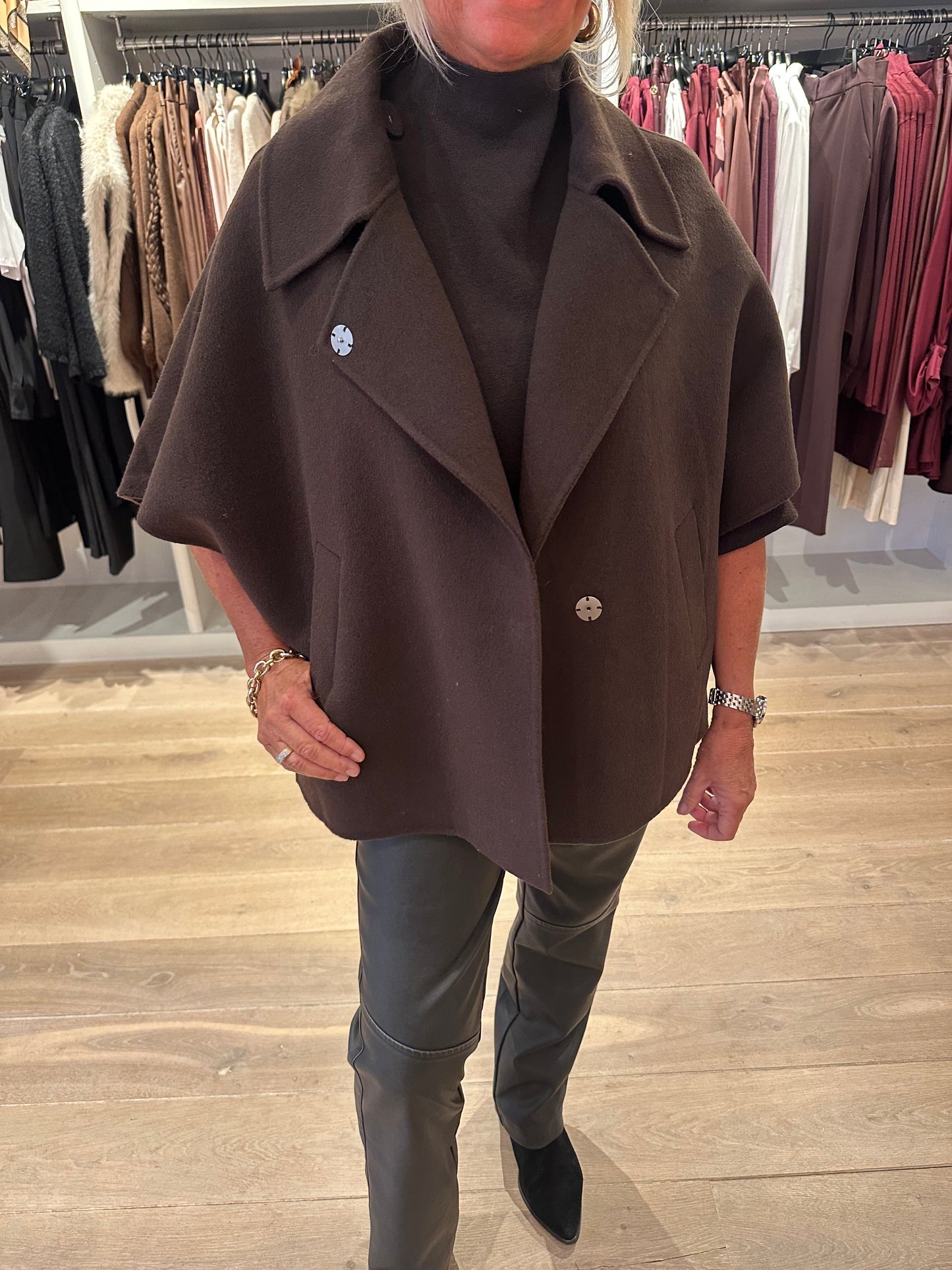 Cape jas Nicky