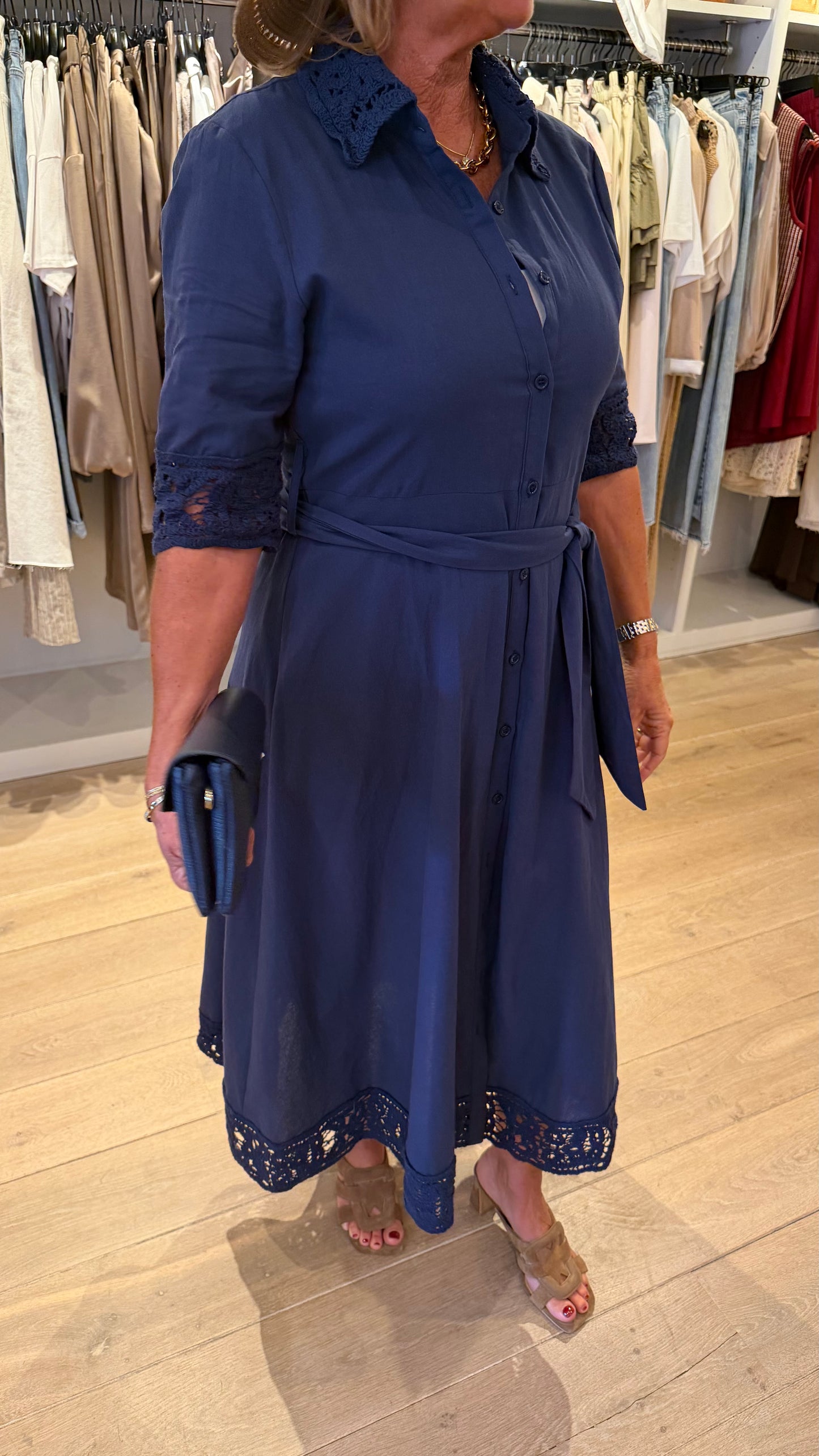 Jurk donkerblauw kant goa