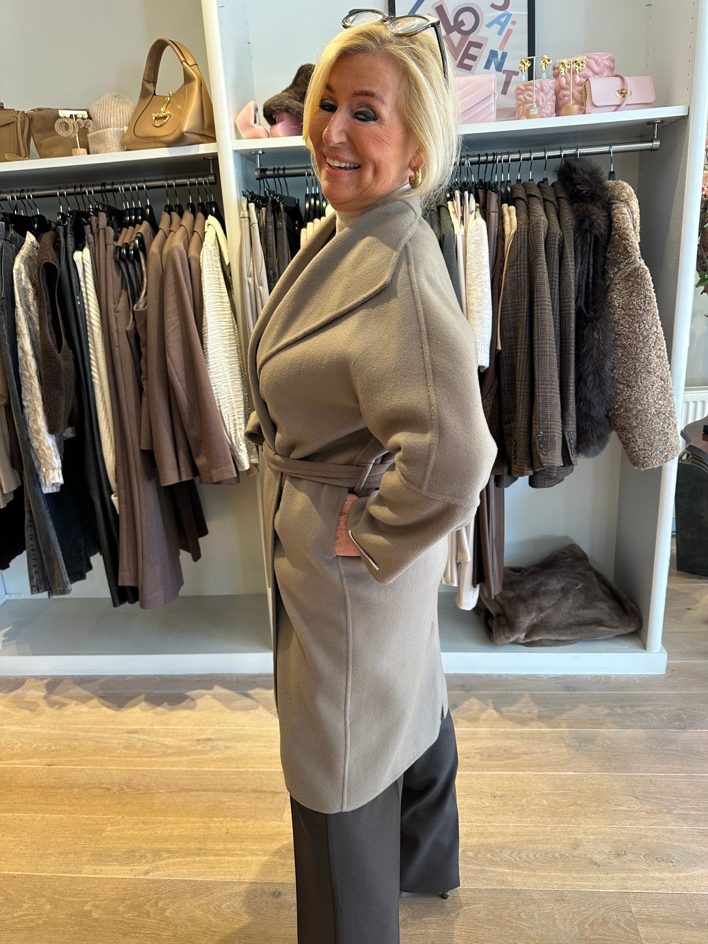 MÈRE BY BOUTIQUE 33