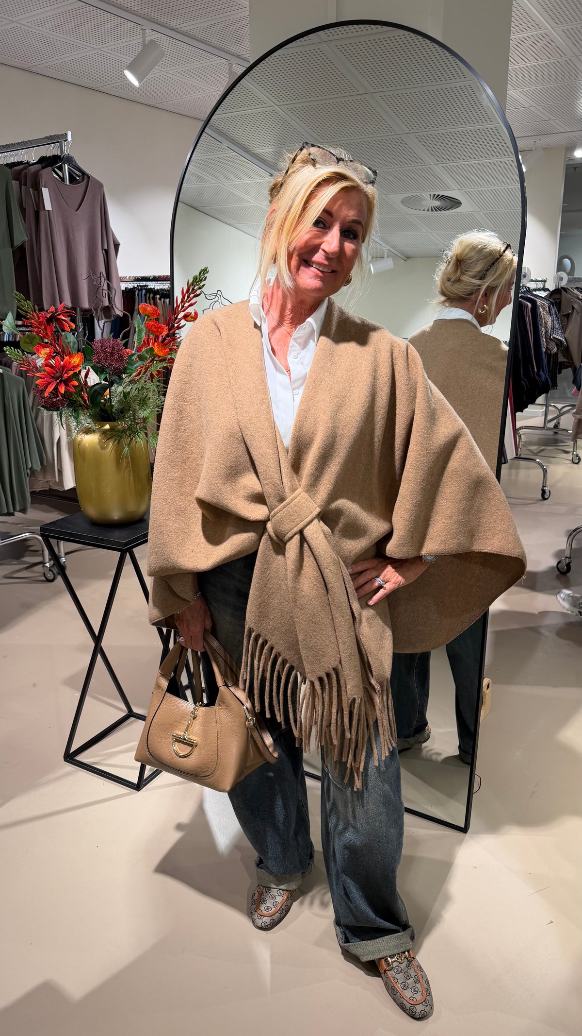 Poncho camel