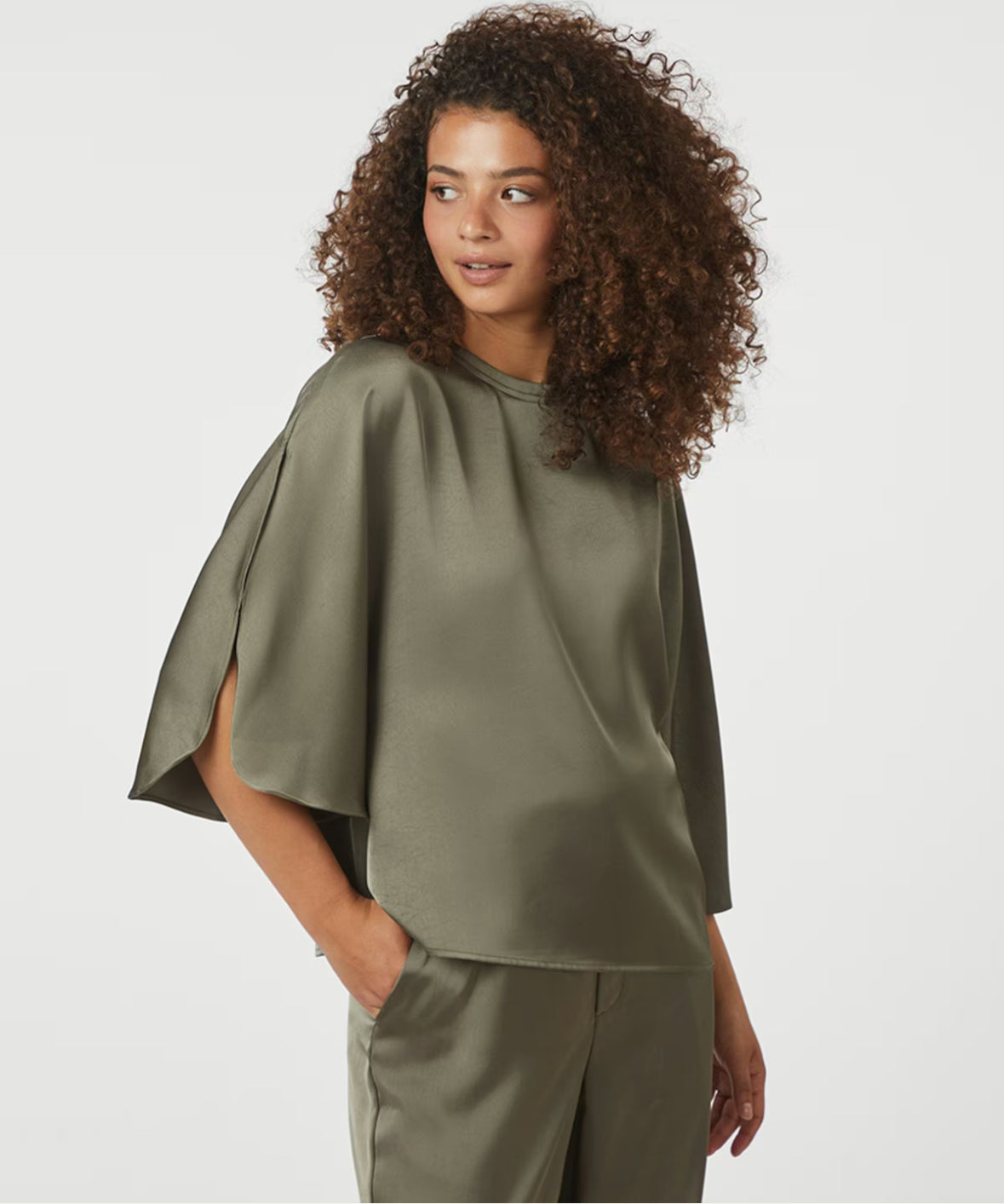 Neo noir top Liora