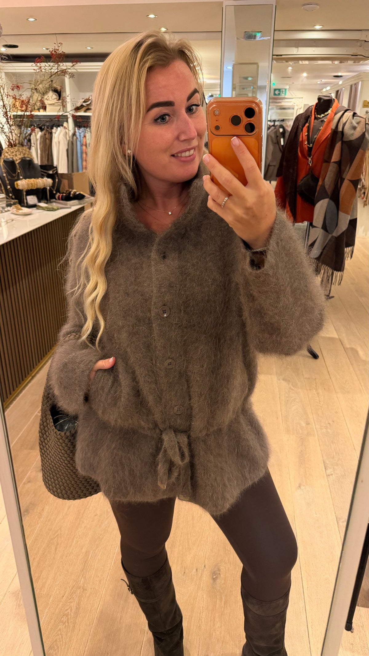 Mohair vest taupe