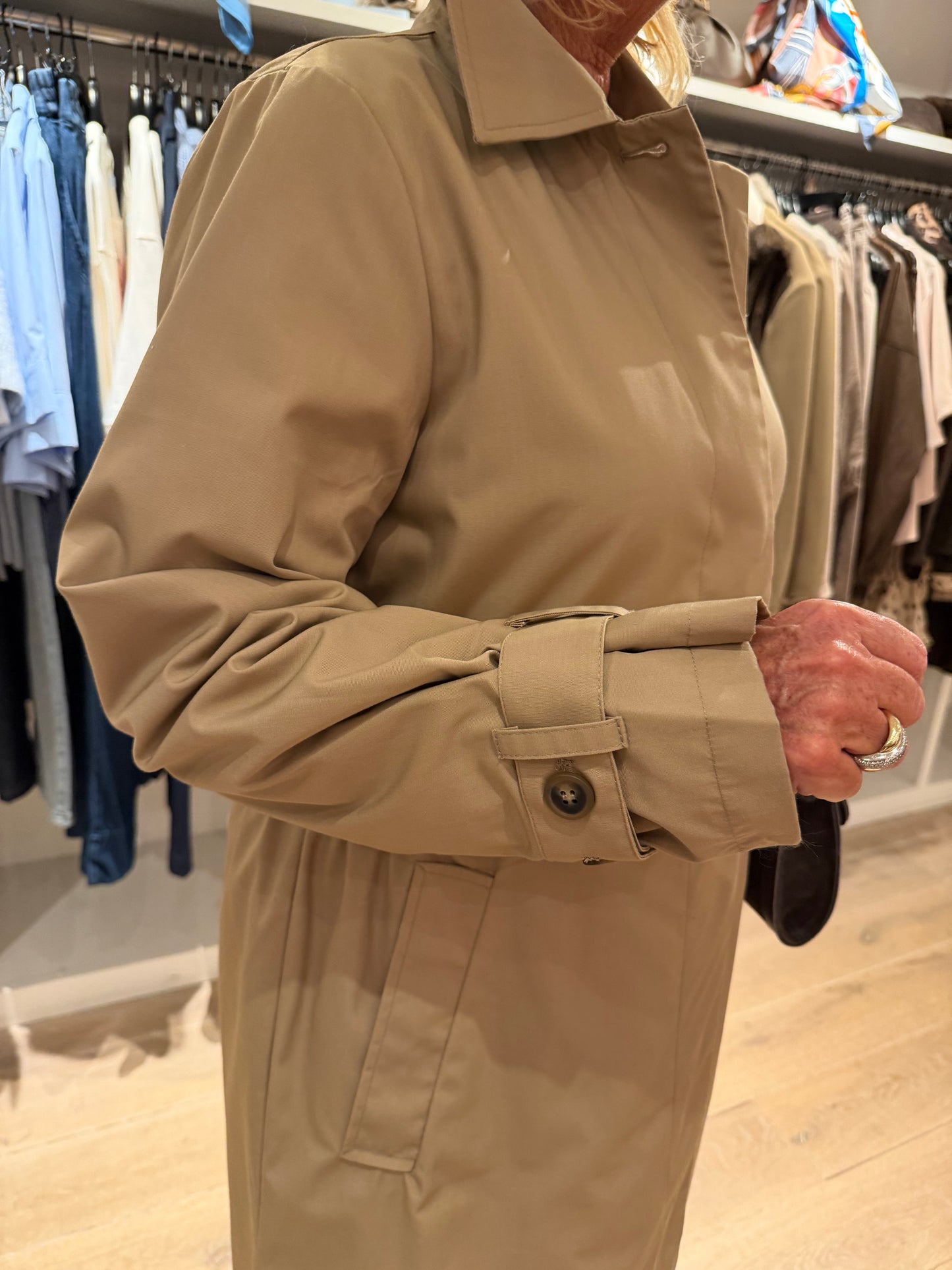 Trenchcoat Soya concept