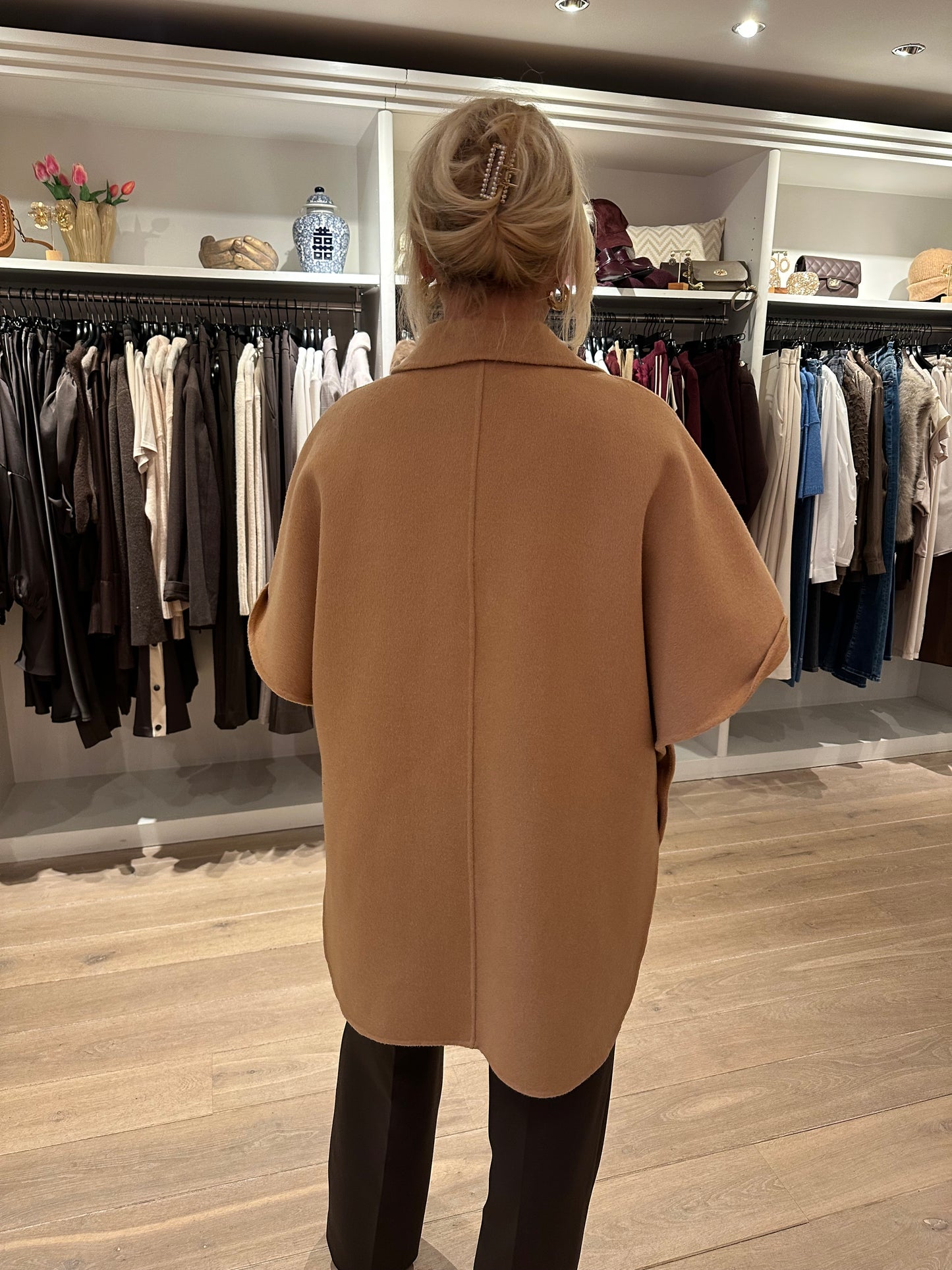 MÈRE BY BOUTIQUE 33