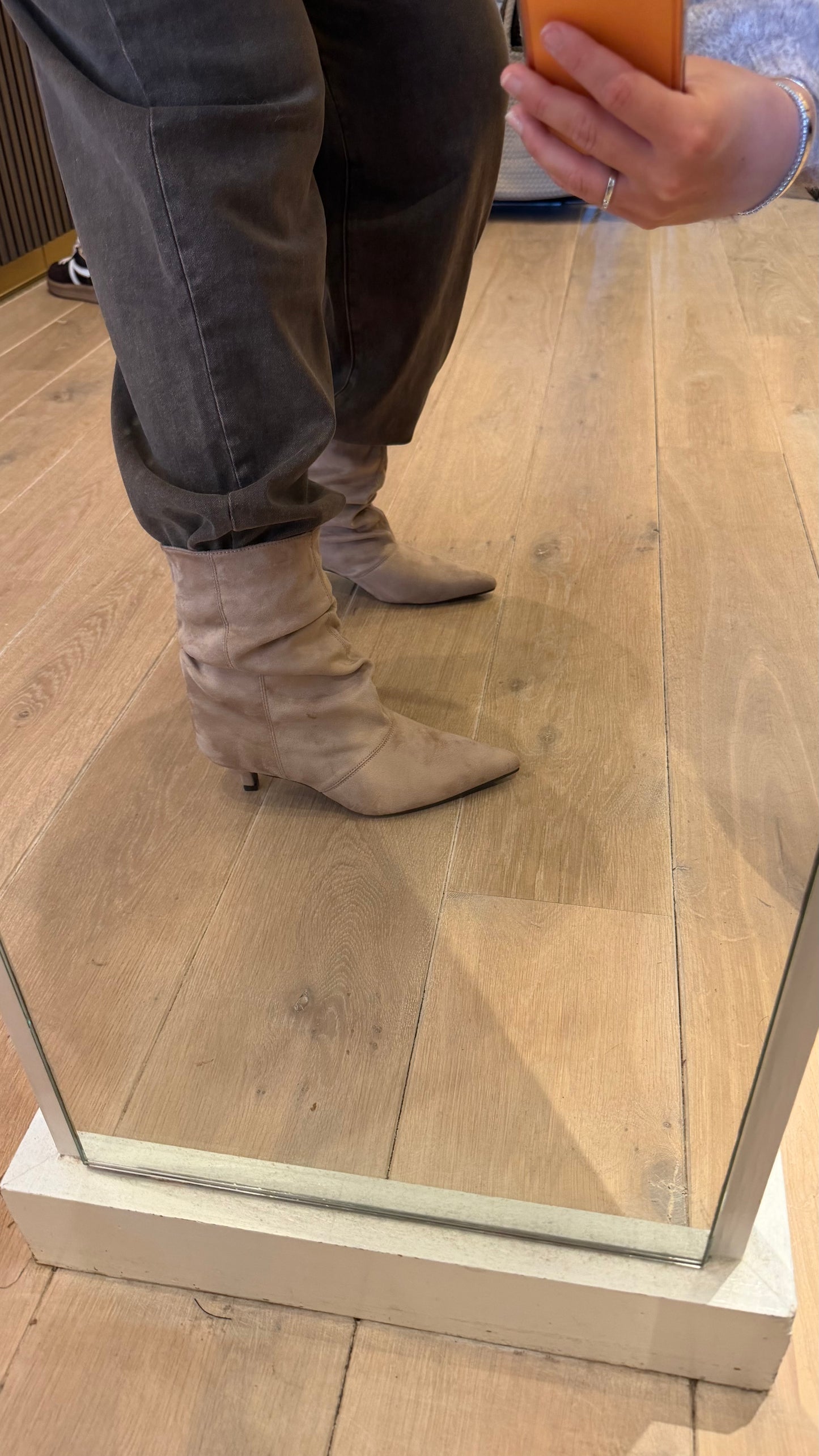 Laarsjes kayla beige