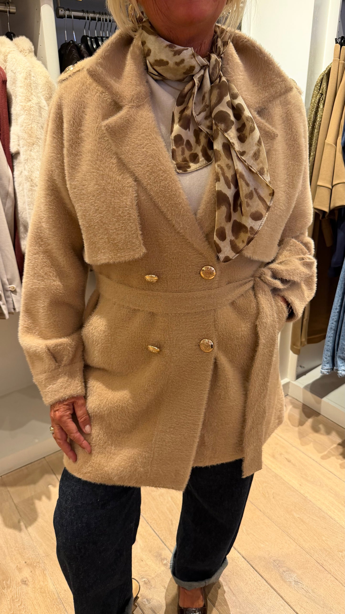 Vest jas azaka