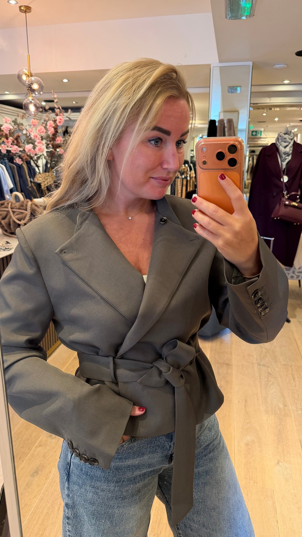 Neo noir blazer kailyn