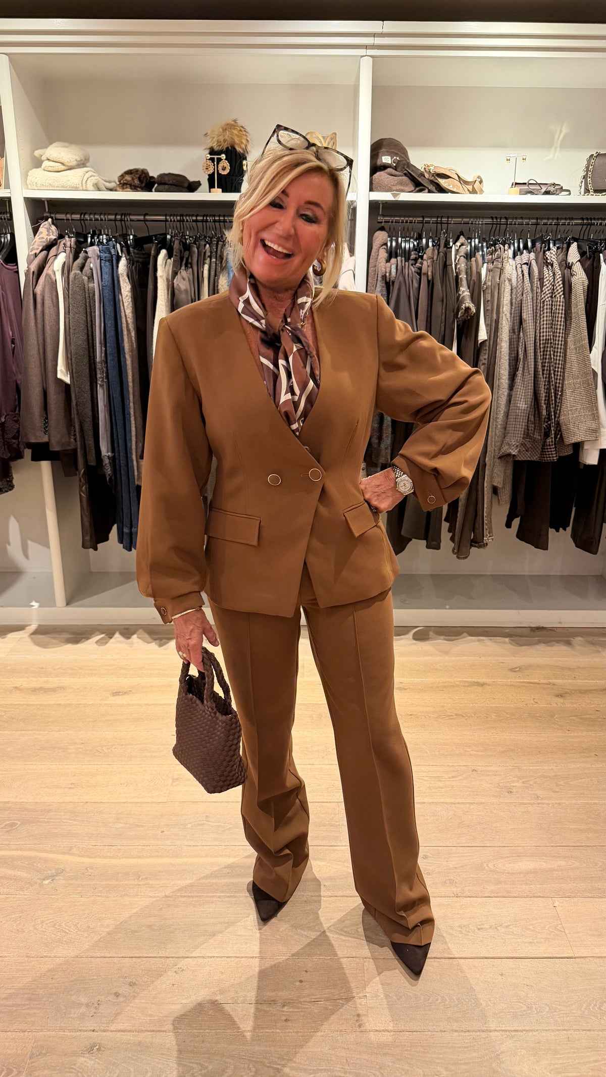 Aaiko chantalle camel