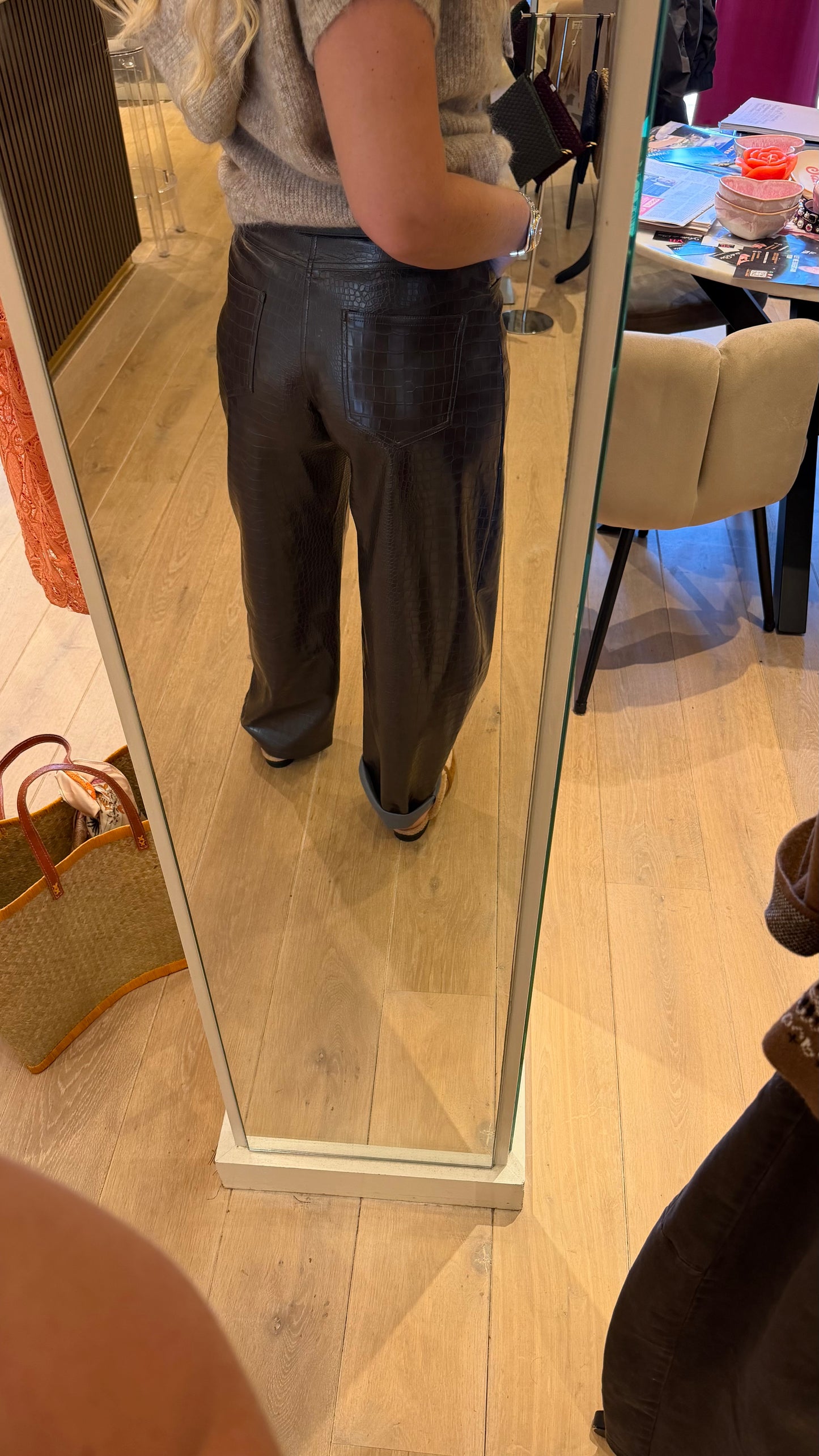 Croco donkerbruin broek