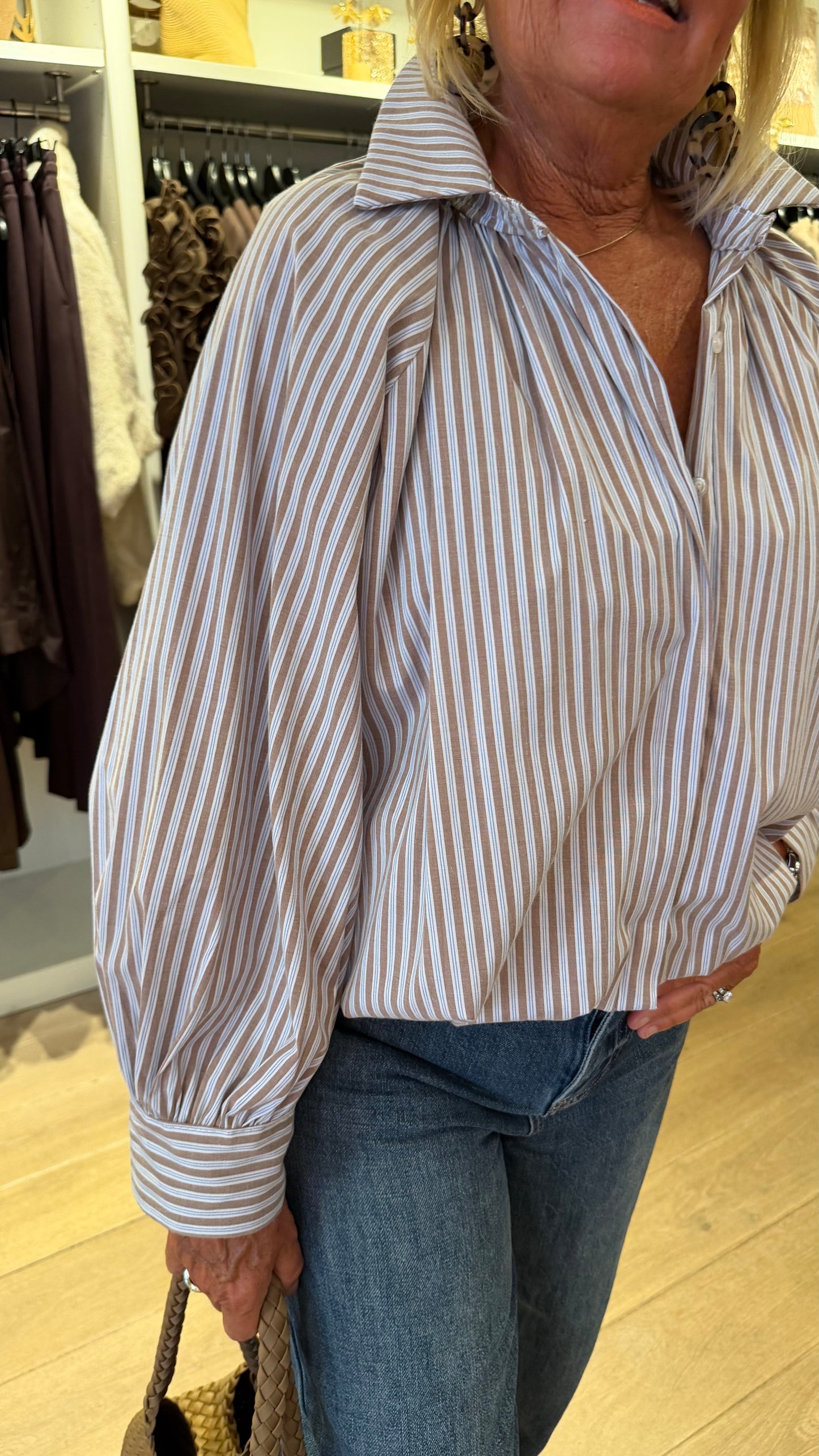 Blouse stripe