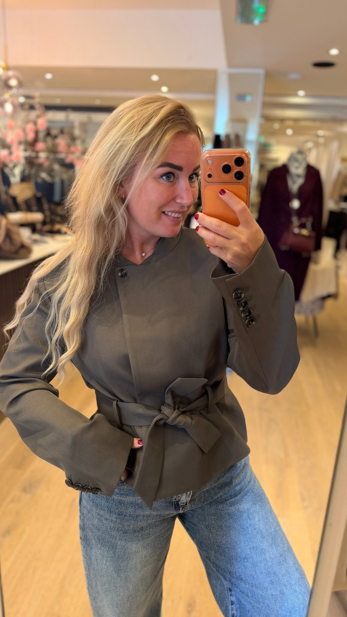 Neo noir blazer kailyn